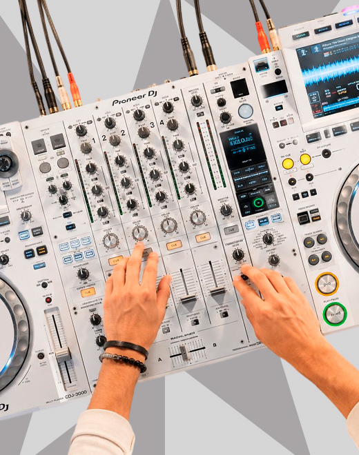 DJ